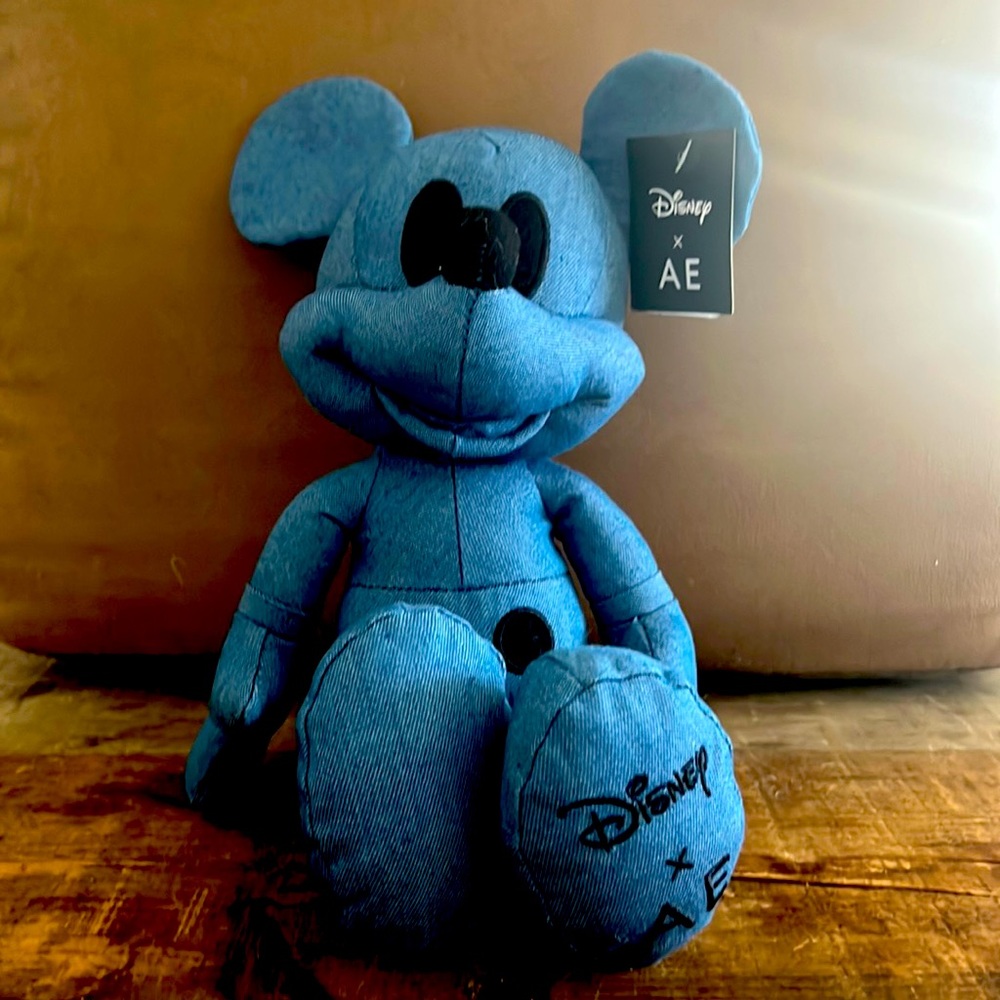 Disney Mickey Mouse X AE American Eagle Collab Special Edition Plush Doll NWT